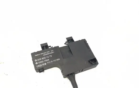 Mercedes-Benz CLK A209 C209 Keyless (KESSY) go control unit/module 2098201275 33501504