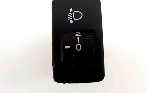 Honda Accord Headlight level height control switch M37548