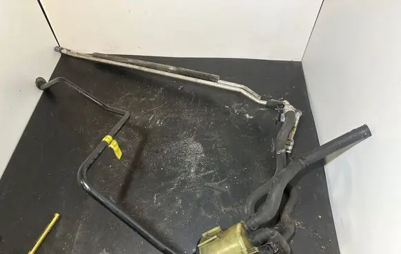 Volvo XC60 Power steering radiator 31202354