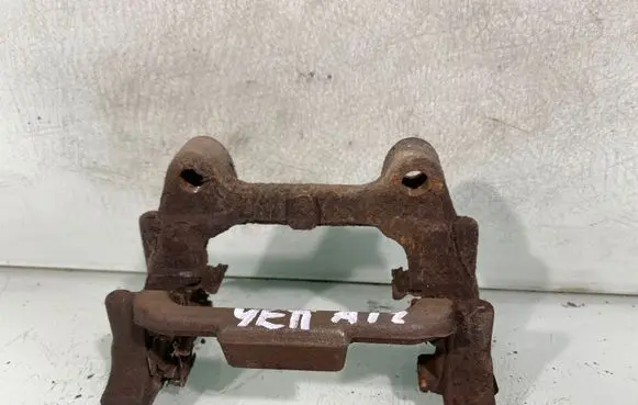 Skoda Yeti (5L) Brake caliper pad carrier rear 