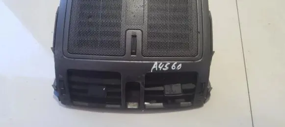Toyota Auris 150 Dash center air vent grill