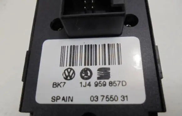 Volkswagen Golf IV Electric window control switch 1J4959857D