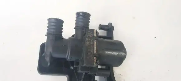 BMW 5 E60 E61 Coolant heater control valve 1147412174 1147412174b