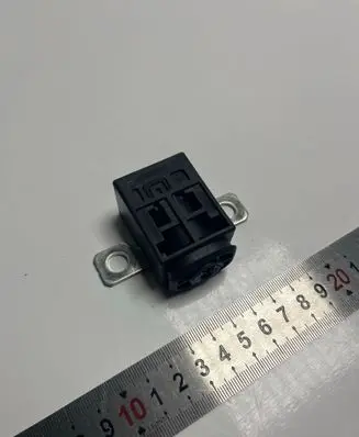 Audi A6 S6 C7 4G Battery relay fuse 4F0915519
