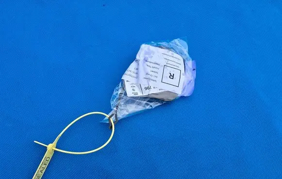 Mini One - Cooper F56 F55 Front tow hook cap/cover 7337796