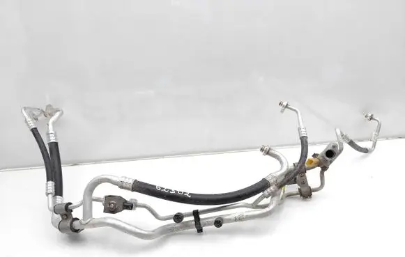 Opel Combo E Air conditioning (A/C) pipe/hose 9841650180