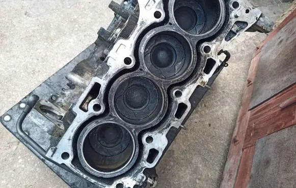 Toyota Avensis T250 Engine 2AD 22D4D