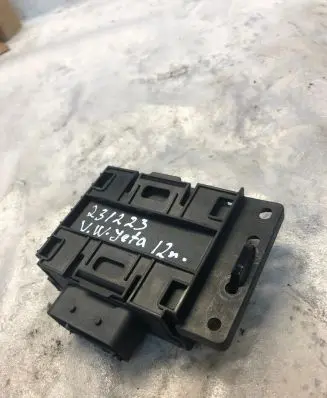 Volkswagen Jetta VI Other control units/modules 3aa919041a