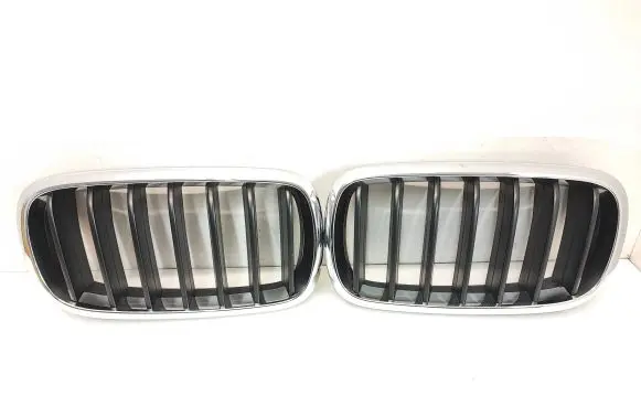 BMW X6 F16 Front bumper upper radiator grill 7316076 7316058 7316054