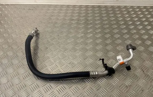 Ford Focus Air conditioning (A/C) pipe/hose JX6119N602MC