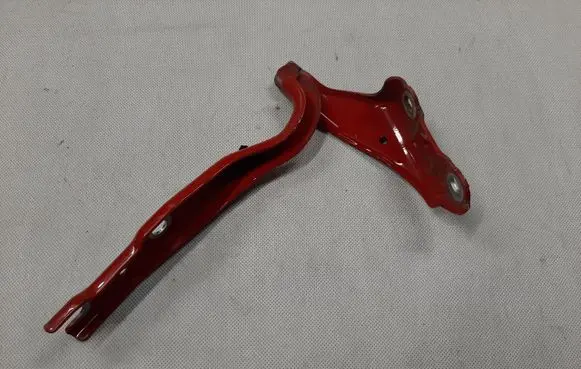 Skoda Rapid (NH) Tailgate hinge 5JA823302A