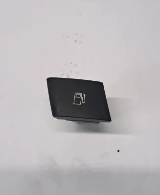Citroen DS5 Fuel tank opening switch 