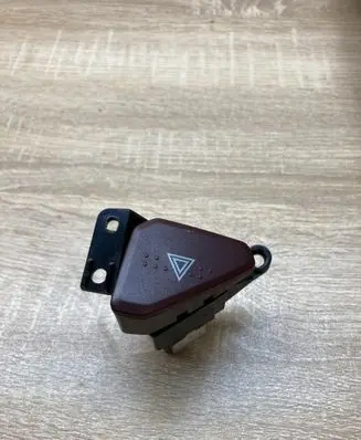Mitsubishi Pajero Hazard light switch 