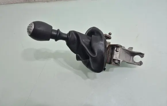 Opel Vivaro Gear shifter/selector 4913512H