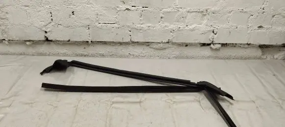 Mercedes-Benz AMG GT R190 C190 Rubber seal front coupe door A1907270187