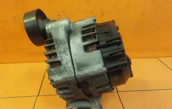 Volvo V60 Generator/alternator 312002574