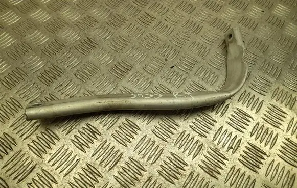 Audi A8 S8 D4 4H Engine mounting bracket 4H0821259C