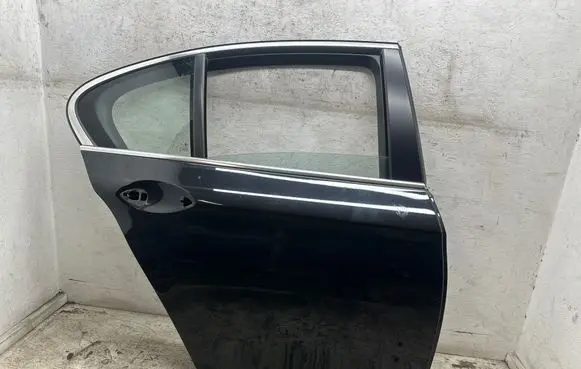 BMW 5 F10 F11 Rear door