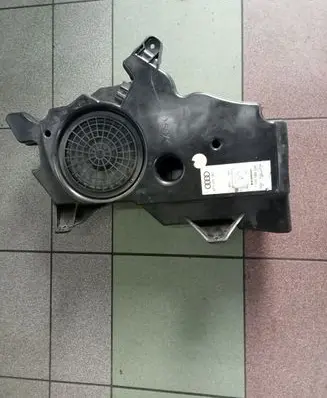 Audi A3 S3 8P Sound amplifier 8P3035382A