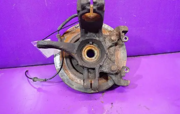 Ford Fiesta Front wheel hub spindle knuckle