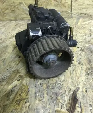 Renault Scenic II - Grand scenic II Fuel injection high pressure pump
