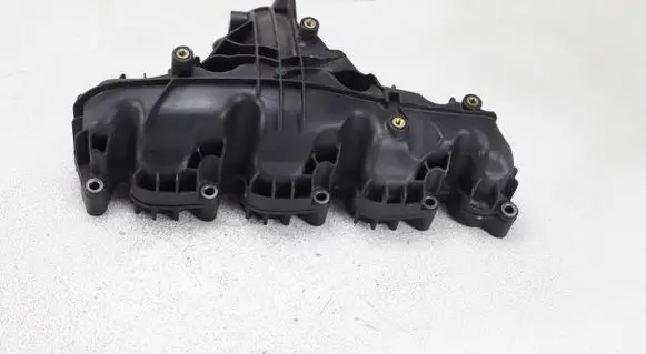 Volkswagen PASSAT B7 Intake manifold 03L129711AM