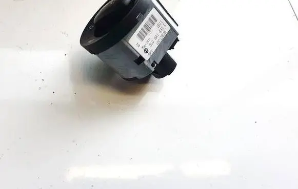 Light switch