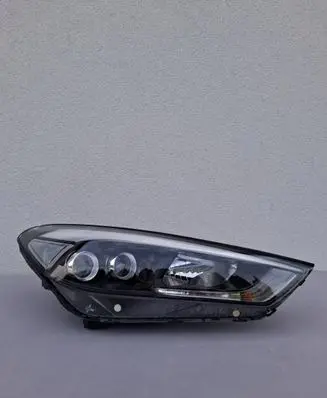 Hyundai Tucson TL Headlight/headlamp 92102D7XXX