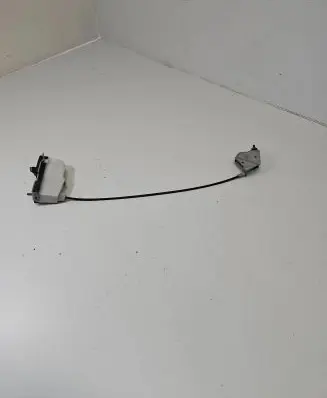 Mazda 5 Fuel cap flap release cable 