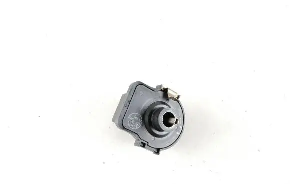 Lexus LS 460 - 600H Air suspension front height level sensor 8924130040 1943003040