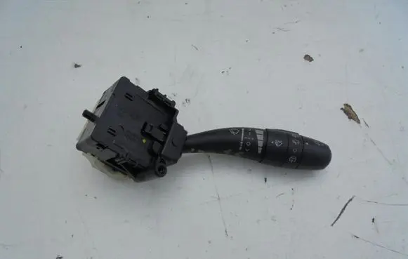 Skoda Superb B5 (3U) Indicator stalk