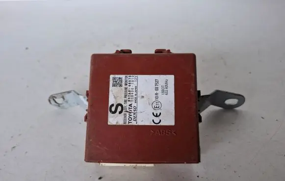 Lexus RX 450H Tire pressure control unit 8976048070 1584001810