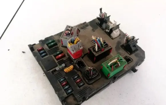 Citroen C3 Fuse box set S118085200E