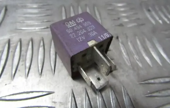 Opel Zafira A Other relay 90494959 22204029