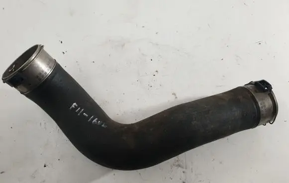 BMW 5 F10 F11 Intercooler hose/pipe 7810615