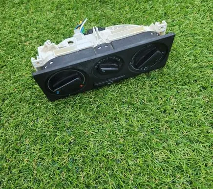 Skoda Octavia Mk1 (1U) Climate control unit 1j0819045f