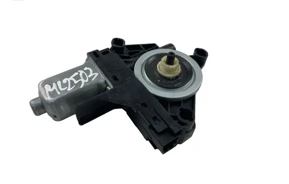 Volvo XC60 Rear door window regulator motor 966265102