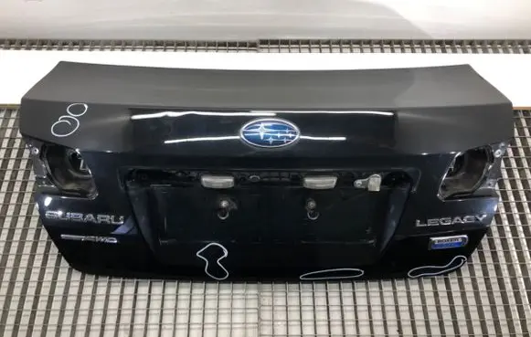 Subaru Legacy Tailgate/trunk/boot lid