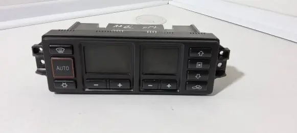 Audi A3 S3 8L Climate control unit 8L0820043B 5HB00760800
