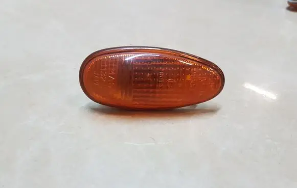Mitsubishi Pajero Sport I Front fender indicator light