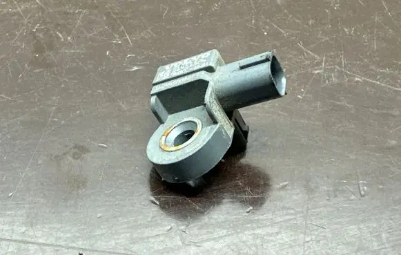 Volvo V40 Airbag deployment crash/impact sensor 31451526
