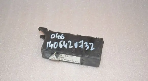 Mercedes-Benz S W140 Light module LCM A1405420732