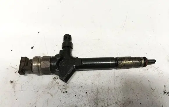 Mazda 5 Fuel injector rf7j13h50