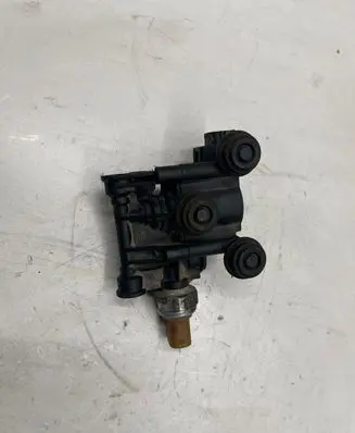 Land Rover Range Rover Sport L320 Front shock absorber actuator solenoid RVH000046