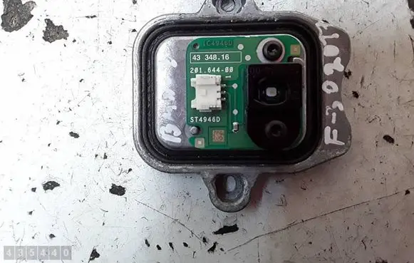 BMW 3 F30 F35 F31 LED ballast control module 20164400 19966000