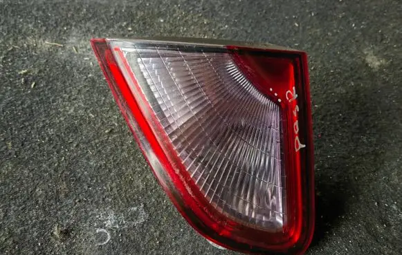Nissan Qashqai Tailgate rear/tail lights B26550BR01A