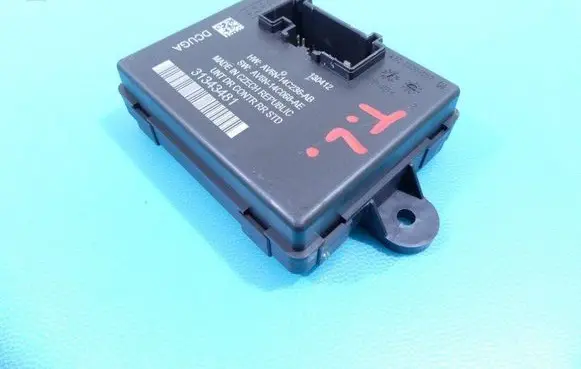 Volvo V60 Central body control module AV6N-14C236-AB IMPRK1334645