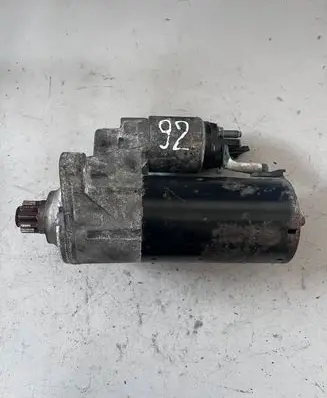 Volkswagen Golf IV Starter motor 02M911023H