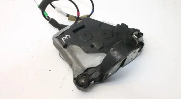 Toyota Prius (XW30) Front door lock