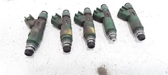 Volvo V70 Fuel injector
